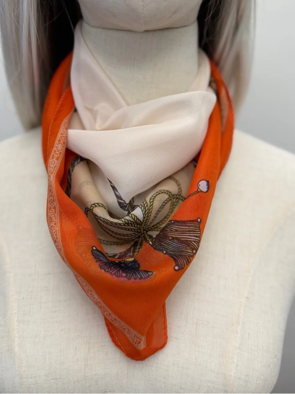 Orange Square Scarf Rope & Tassel Print Magnetic Corners 23” Luxury